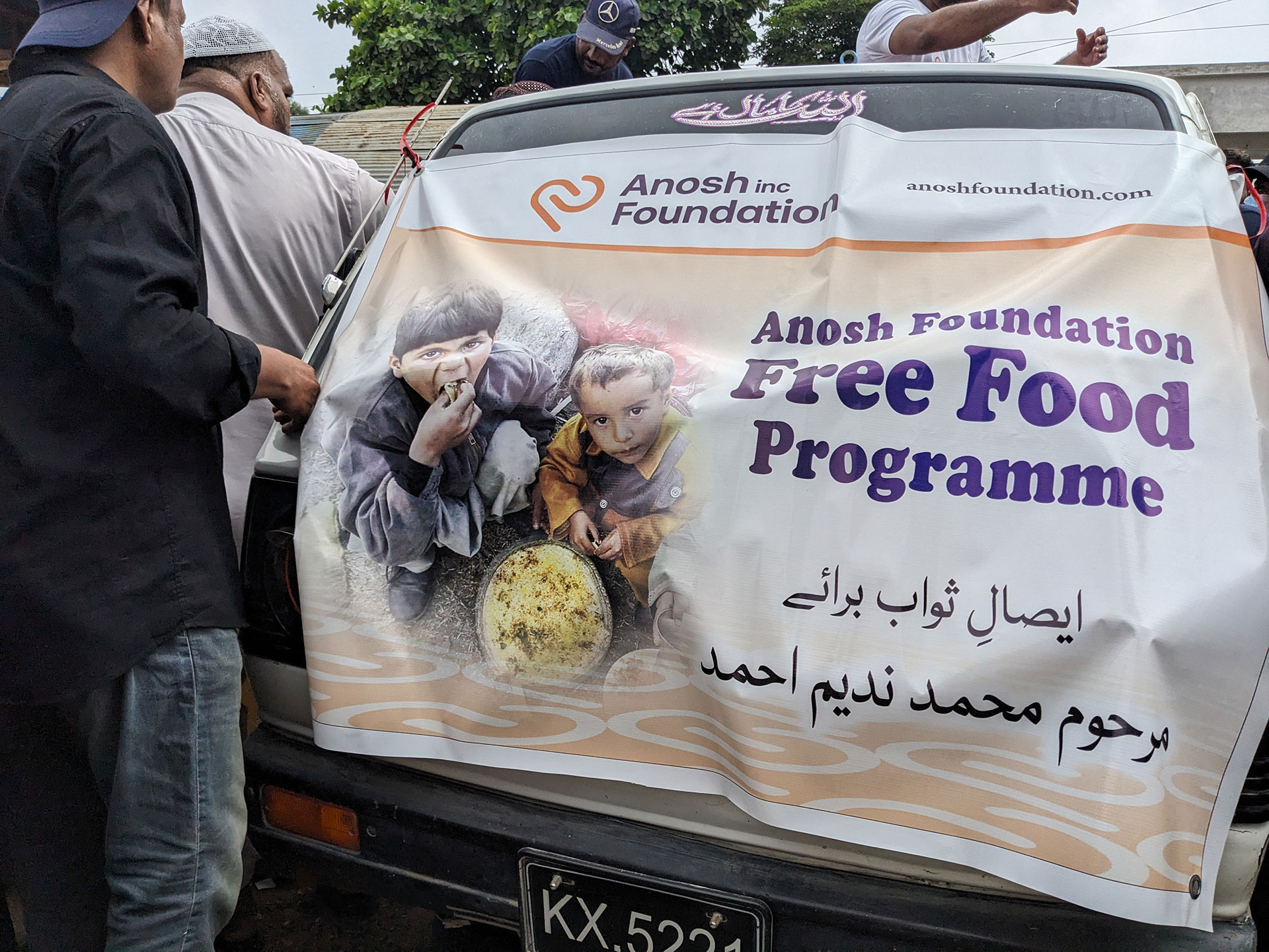 Anosh Foundation free food programme